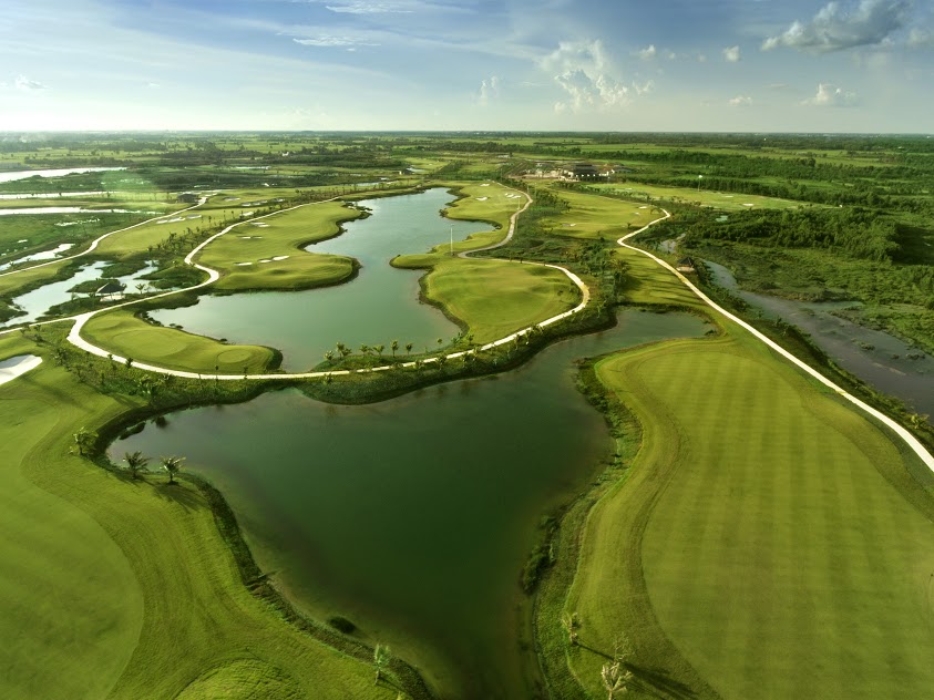 West Lake Golf & Villas
